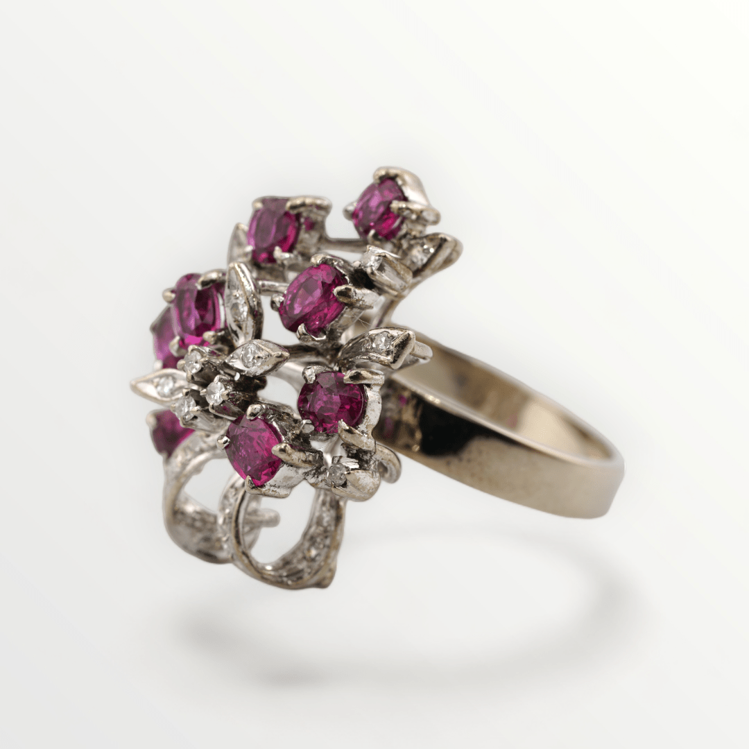 18K White Gold Diamond & Pink Sapphire Ring - Size 9 - SCG