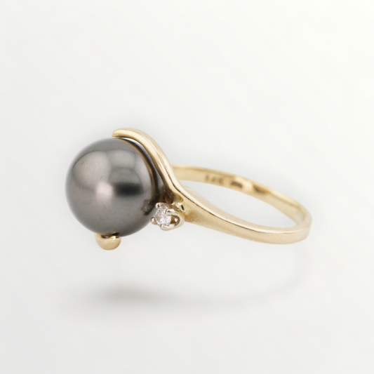 14k Gold Tahitian Black Pearl & Diamond Ring - Size 5.5