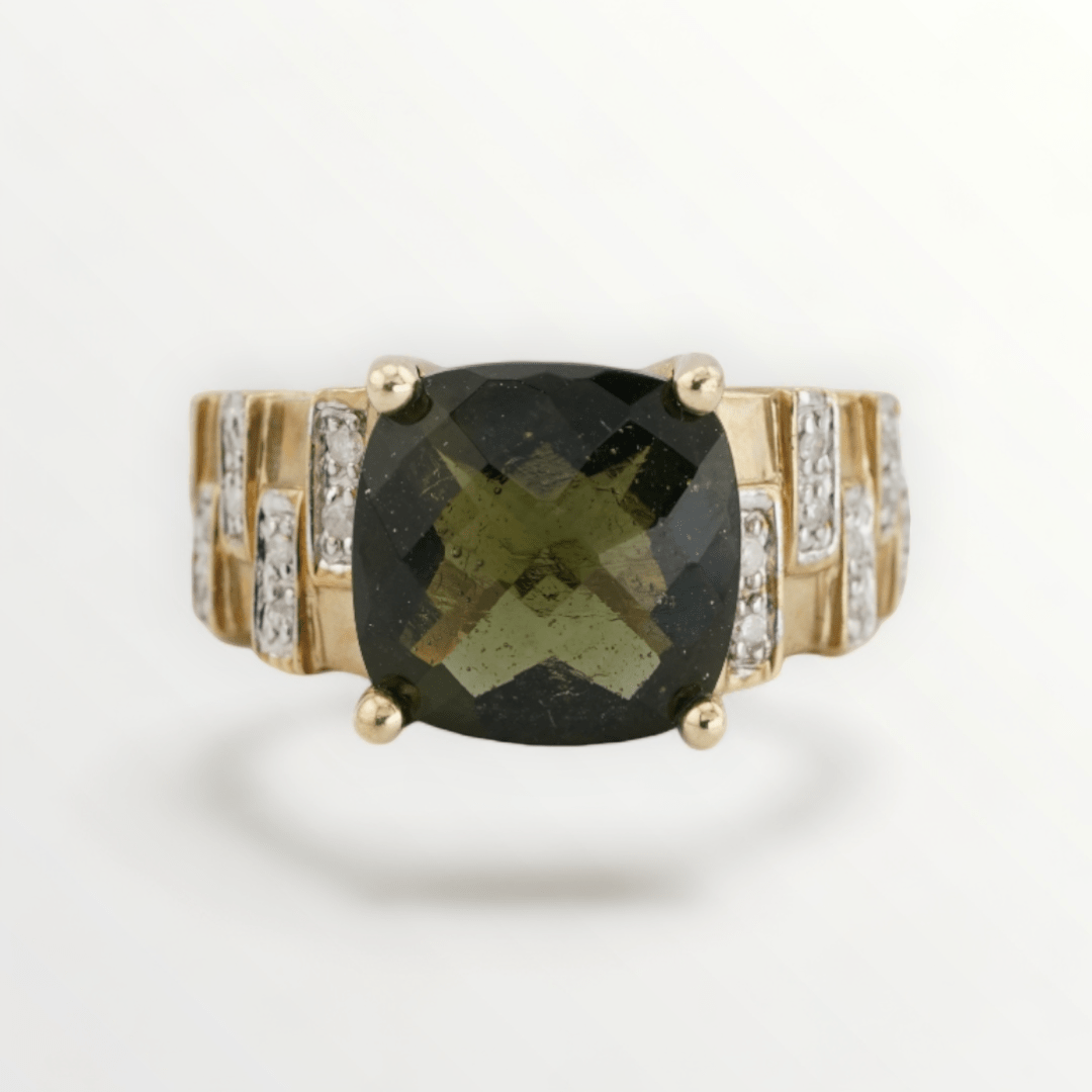 Ladies Green Tourmaline & Diamond 10k Gold Ring - Size 8 - SCG